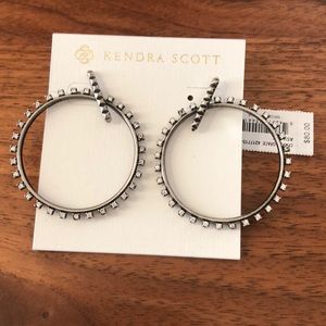 Kendra Scott Charlie Grace earrings. New